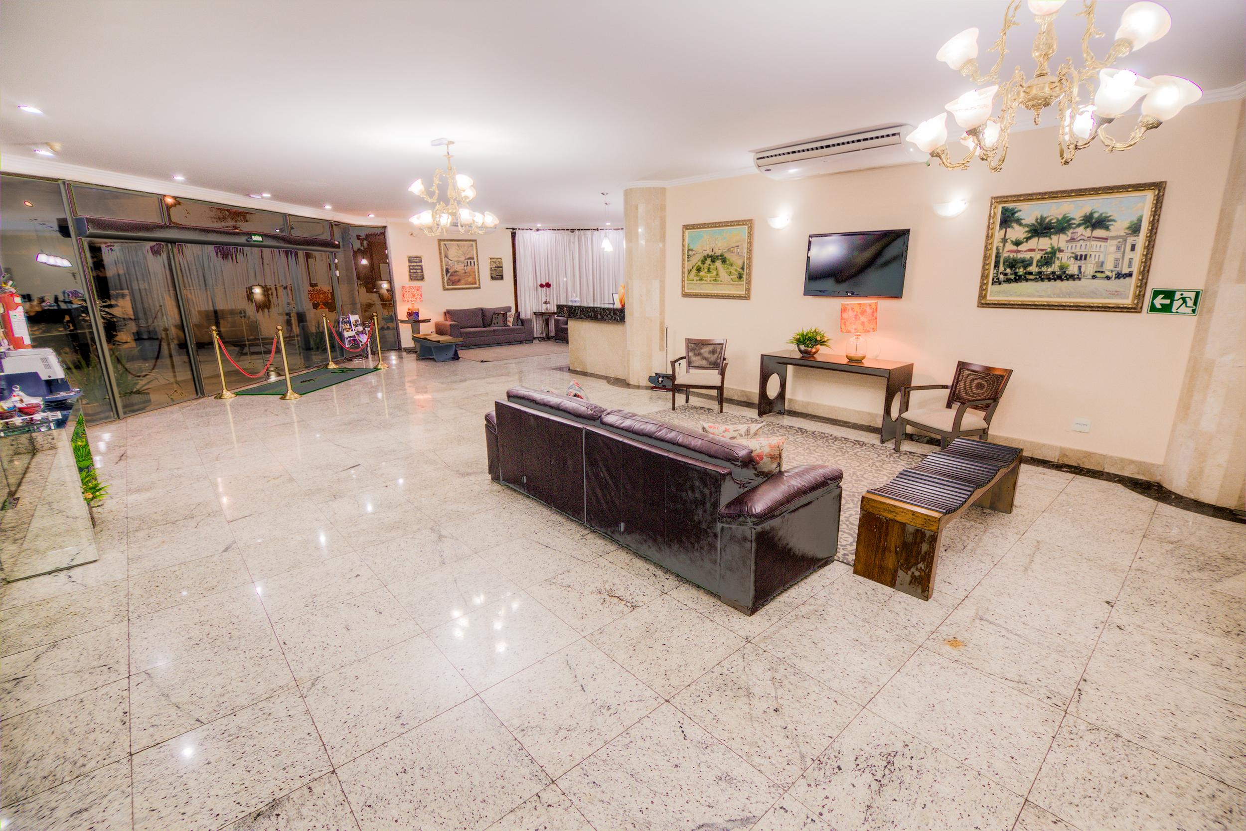 Hotel Golden Park Uberaba By Nacional Inn Exteriör bild
