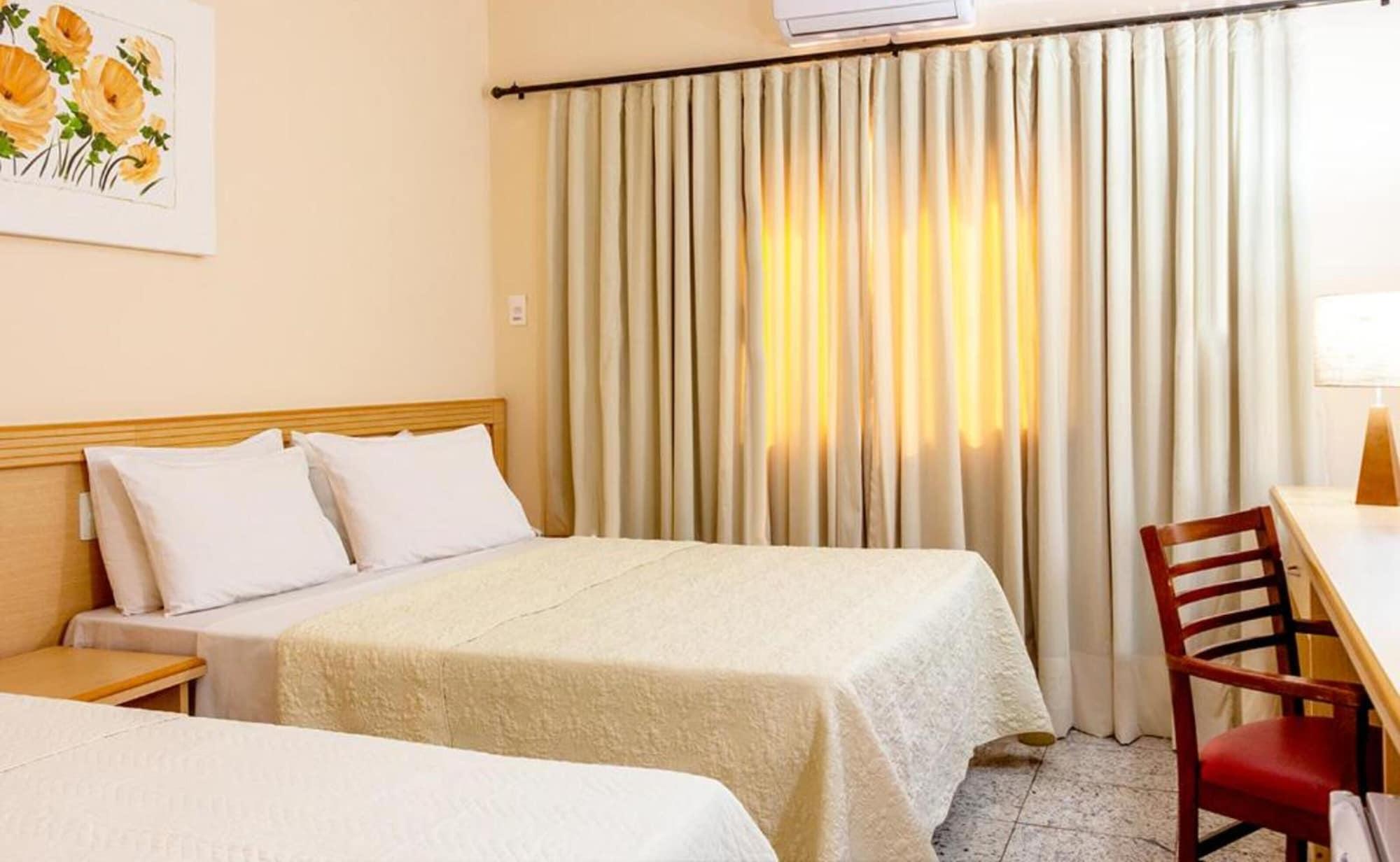 Hotel Golden Park Uberaba By Nacional Inn Exteriör bild